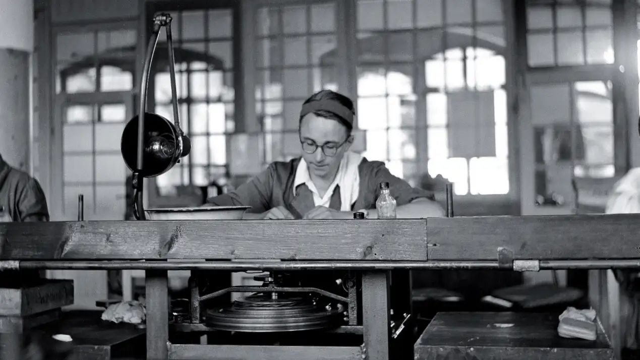 Ernst Hirsch als Lehrling, 1952, Foto: Walter Meier, © Ernst Hirsch