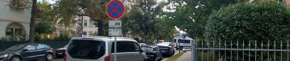 Am 1. September 2025 beginnt der Umbau der Kreuzung von Bärensteiner und Kipsdorfer Straße in Striesen. Während der Arbeiten fallen Parkplätze weg, außerdem gibt es wechselnde Straßensperrungen für Autos. Foto: Heiko Weckbrodt